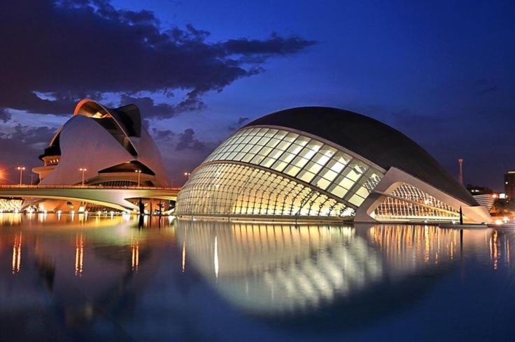 Apartamentos Ciudad De Las Artes Y Las Ciencias Valencia Buitenkant foto